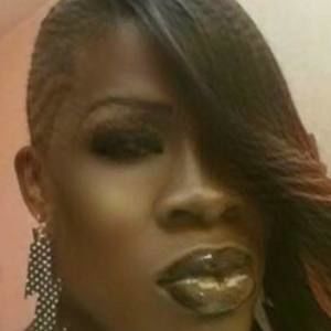 Meet your Posher, Chanel